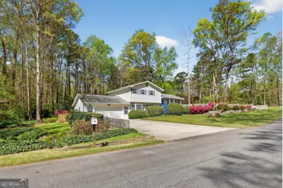 385 Charlotte Boulevard, Stockbridge, GA 30281 - Photo 5