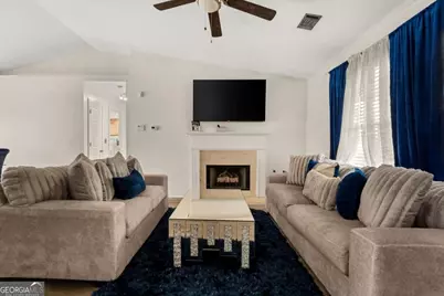 1362 Tara Road, Jonesboro, GA 30238 - Photo 7