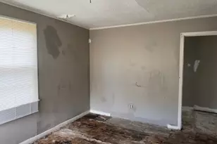 107 Benjamin St, Fort Valley, GA 31030 - Photo 11