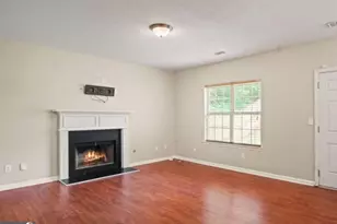 3045 Stonebridge Creek Dr, Lithonia, GA 30058 - Photo 7