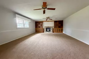 214 Cornell Dr, Warner Robins, GA 31093 - Photo 3