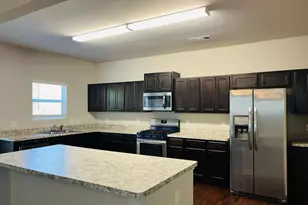 18 Ulsh Park Dr, Newnan, GA 30265 - Photo 11