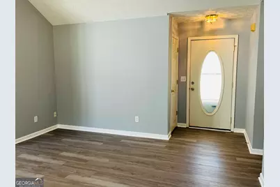 405 Peeks Crossing Drive, Senoia, GA 30276 - Photo 3