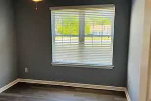 405 Peeks Crossing Dr, Senoia, GA 30276 - Photo 11