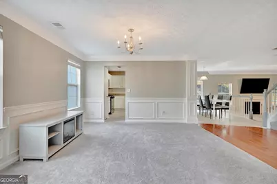 77 Saint Charles Place, Sharpsburg, GA 30277 - Photo 9