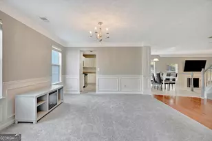 77 St Charles Pl, Sharpsburg, GA 30277 - Photo 9