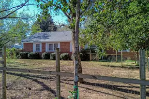 362 Sims St, Maysville, GA 30558 - Photo 39