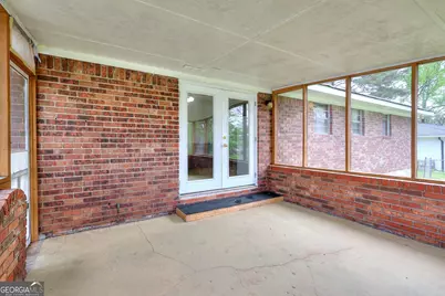 2261 Clairmont Circle, Snellville, GA 30078 - Photo 13