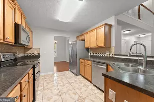 543 Windsong Lake Dr, Commerce, GA 30529 - Photo 7