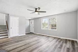 3579 Bramblevine Cir, Lithonia, GA 30038 - Photo 3