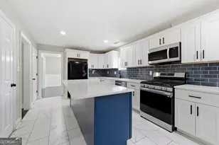 2990 Dowry Dr, Lawrenceville, GA 30044 - Photo 15