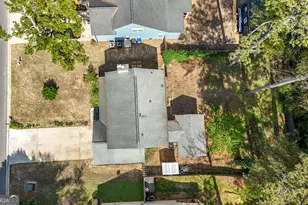 2990 Dowry Dr, Lawrenceville, GA 30044 - Photo 3