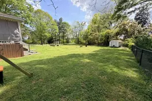 2025 Broad St, Statham, GA 30666 - Photo 9