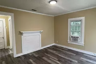 518 Graham St, Dublin, GA 31021 - Photo 3