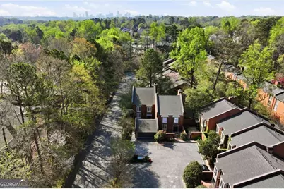 47 Willow Glen, Atlanta, GA 30342 - Photo 55