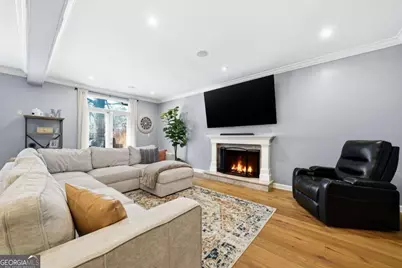 47 Willow Glen, Atlanta, GA 30342 - Photo 29