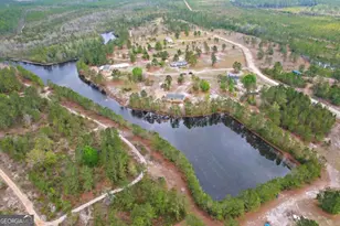 143 Lisa Ln, Hortense, GA 31543 - Photo 23