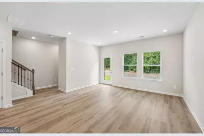 7836 Marie Way, Fairburn, GA 30213 - Photo 11