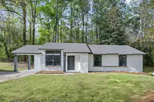 7823 Chase Woods Dr, Jonesboro, GA 30236 - Photo 1