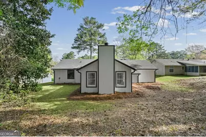 7823 Chase Woods Drive, Jonesboro, GA 30236 - Photo 29