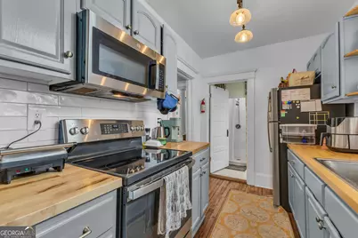 712 E 37th Street, Savannah, GA 31401 - Photo 19