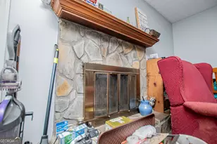 1227 Horsley Mill Rd, Carrollton, GA 30116 - Photo 15