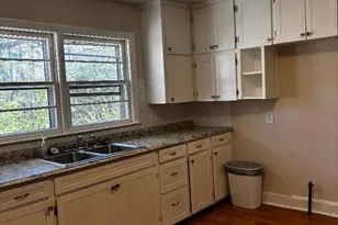 1365 Stewart St, Carrollton, GA 30117 - Photo 9