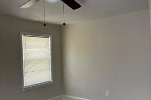 1365 Stewart St, Carrollton, GA 30117 - Photo 5