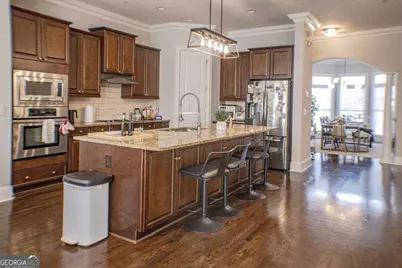 546 Sarabrook Place, Sandy Springs, GA 30342 - Photo 9