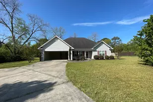 128 Horse Whisperer Ln, Cochran, GA 31014 - Photo 1