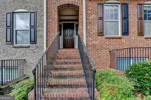 2343 Gallard St, Lawrenceville, GA 30043 - Photo 3