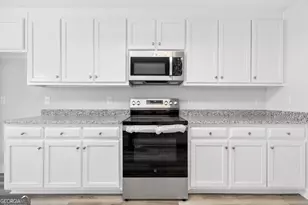 1301 Dianne Way, Winder, GA 30680 - Photo 19