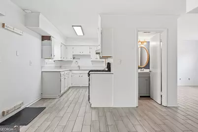 393 Promenade Court SW, Marietta, GA 30064 - Photo 9