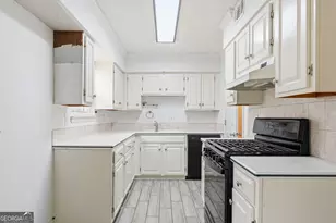 393 Promenade Ct SW, Marietta, GA 30064 - Photo 11