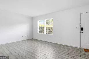 393 Promenade Ct SW, Marietta, GA 30064 - Photo 5