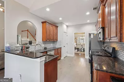 1330 Primrose Park Road, Sugar Hill, GA 30518 - Photo 13