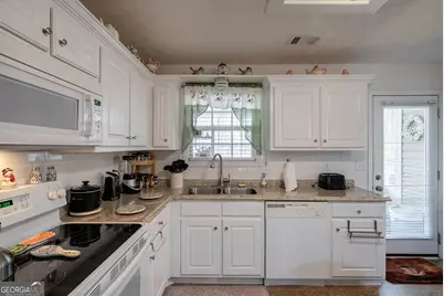 1415 Blanding Way, Winder, GA 30680 - Photo 17