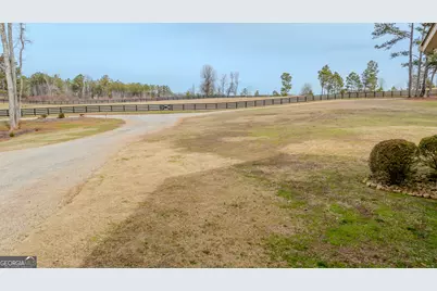 2376 Smokey Road, Newnan, GA 30263 - Photo 49