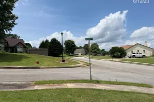 80 Drew Cir, Winder, GA 30680 - Photo 11