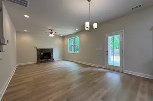 166 Country World Dr, Macon, GA 31211 - Photo 9