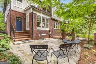 2417 Glenwood Dr NE, Atlanta, GA 30305 - Photo 13