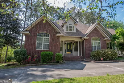 502 Granada Terrace, Warner Robins, GA 31088 - Photo 1
