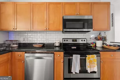 2023 Oakview Road SE #C-314, Atlanta, GA 30317 - Photo 7