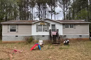 17 Cottonwood Dr, Waverly Hall, GA 31831 - Photo 1