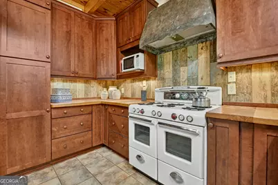 396 Dover Falls Trail, Ellijay, GA 30540 - Photo 15