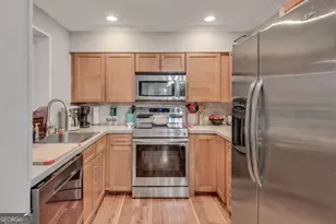 3083 Colonial Way, Atlanta, GA 30341 - Photo 9