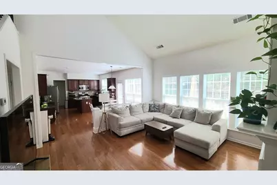 715 Earlham Drive, Suwanee, GA 30024 - Photo 5