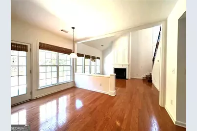 715 Earlham, Suwanee, GA 30024 - Photo 3
