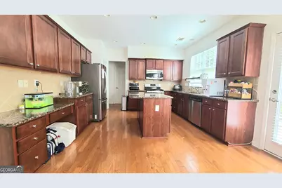 715 Earlham Drive, Suwanee, GA 30024 - Photo 7