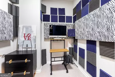 1002 Towneship Way, Roswell, GA 30075 - Photo 45